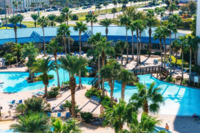 Stunning Sunsets King Suite 2BR 2BA Pools Beach Balcony Sleeps 5